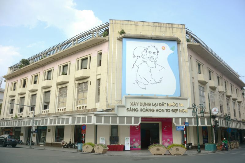 Trung tâm Thông tin Triển lãm, số 93 Đinh Tiên Hoàng, nơi sẽ tổ chức chương trình đưa Di tích Nhà tù Hỏa Lò đến gần hơn với công chúng Trung tâm Thông tin Triển lãm, số 93 Đinh Tiên Hoàng, nơi sẽ tổ chức chương trình đưa Di tích Nhà tù Hỏa Lò đến gần hơn với công chúng