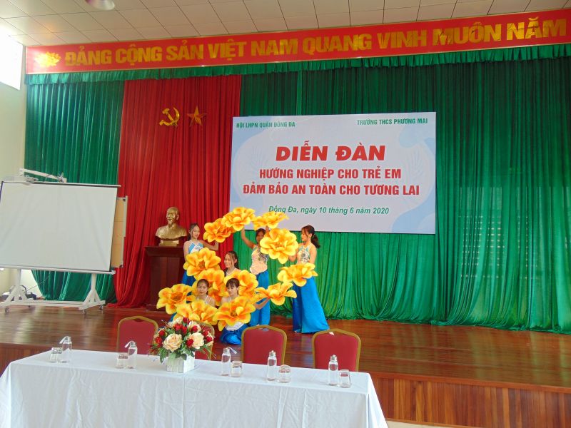 Hội LHPN quận Đống Đa tổ chức diễn đàn “Hướng nghiệp cho trẻ em đảm bảo an toàn tương lai” - ảnh 3