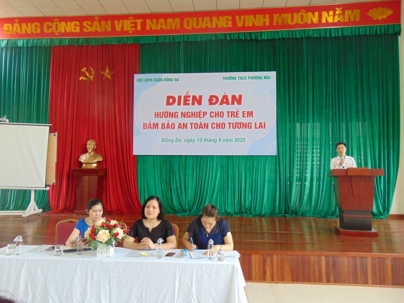 Hội LHPN quận Đống Đa tổ chức diễn đàn “Hướng nghiệp cho trẻ em đảm bảo an toàn tương lai” - ảnh 1