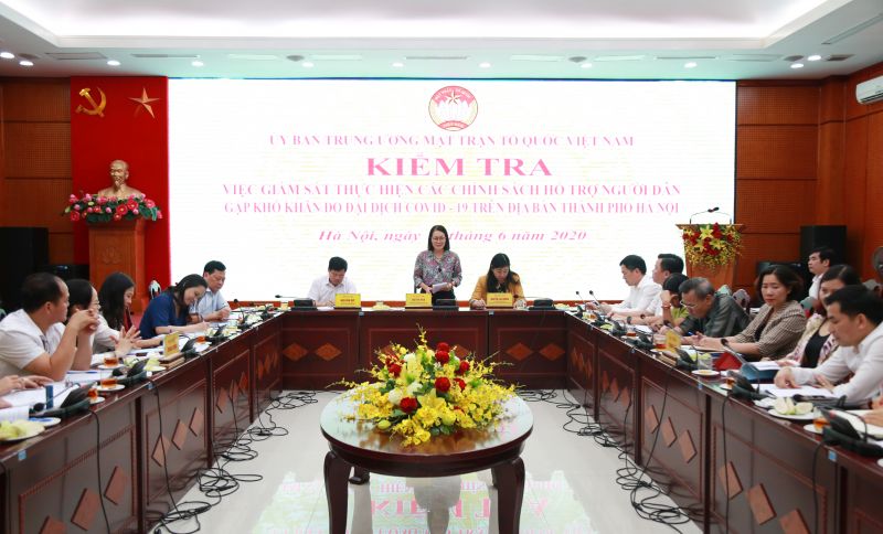 Đồng chí Bùi Thị Hòa đánh giá, việc tổ chức triển khai giám sát của MTTQ