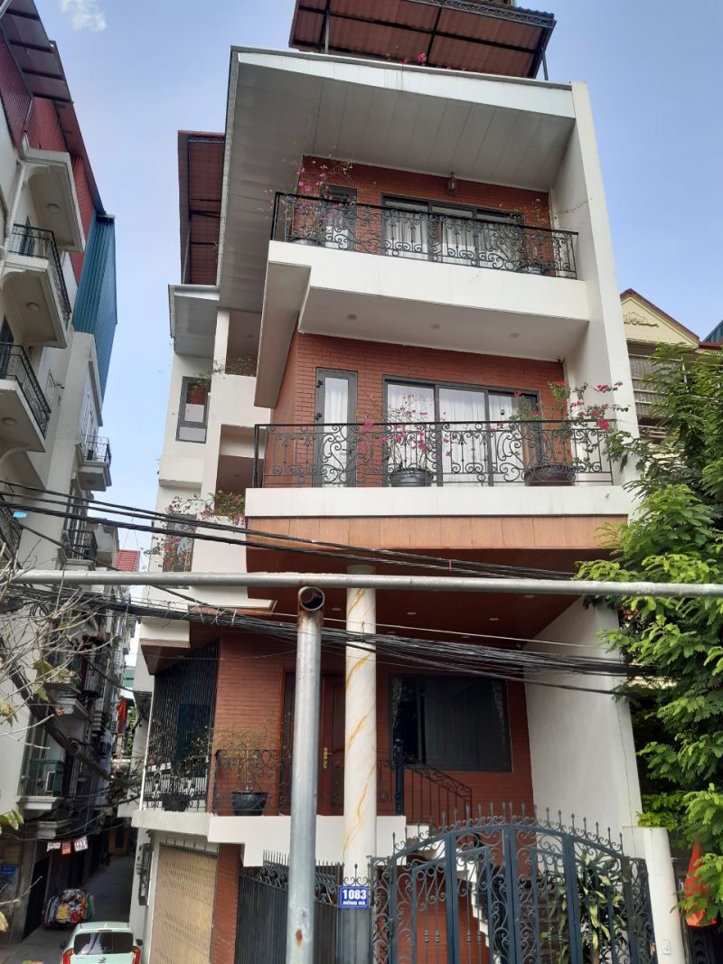 Ng&ocirc;i nh&agrave; &ocirc;ng Hương nhận thi c&ocirc;ng đ&atilde; đi v&agrave;o sử dụng gần 2 năm nhưng đến nay chủ đầu tư vẫn kh&ocirc;ng chịu thanh to&aacute;n nốt số tiền c&ograve;n lại theo hợp đồng cho &ocirc;ng Hương