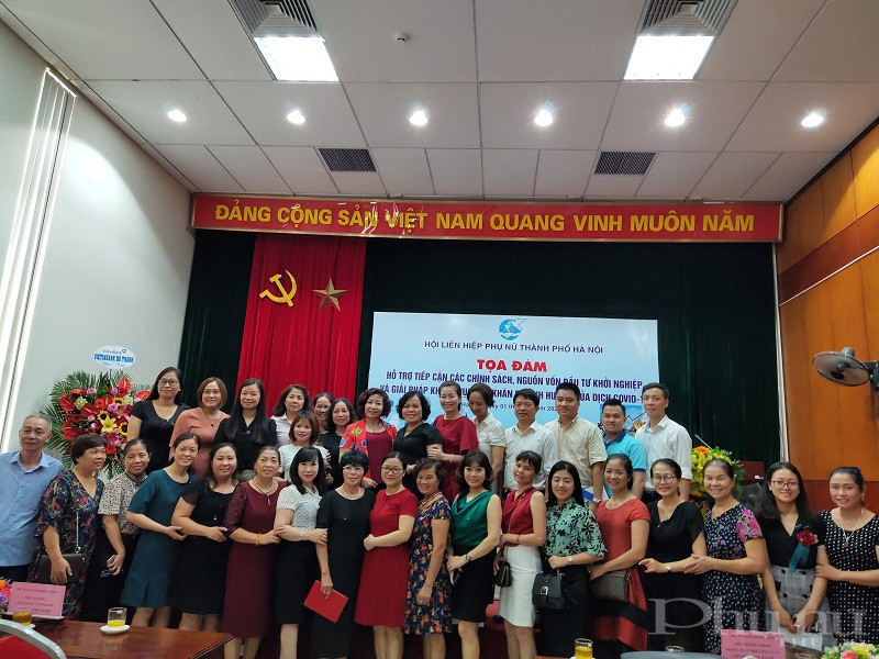 Các đại biểu tham dự hội nghị