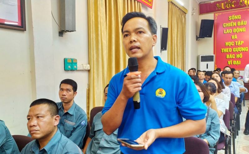 Những thắc mắc của người lao động đều được giải đáp.