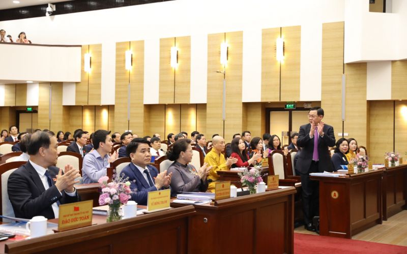 Quang cảnh Kỳ họp