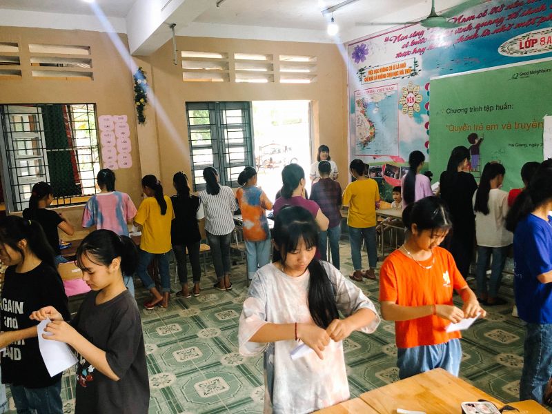 Hoạt động tập thể của học sinh Hà Giang trong chặng tập huấn “Quyền trẻ em và truyền thông về QUYỀN trẻ em” của dự án Hoạt động tập thể của học sinh Hà Giang trong chặng tập huấn “Quyền trẻ em và truyền thông về QUYỀN trẻ em” của dự án