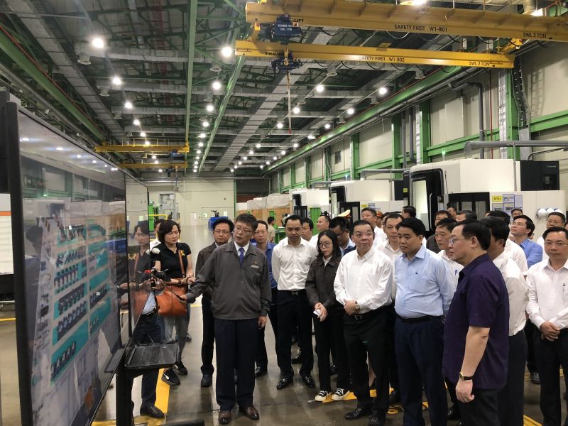 Lãnh đạo TP Hà Nội thăm KCNC Hòa Lạc Lãnh đạo TP Hà Nội thăm KCNC Hòa Lạc