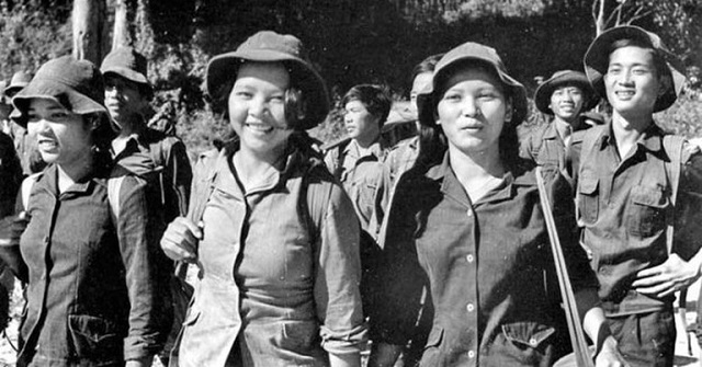 Những cô gái thanh niên xung phong một thời chống Mỹ cứu nước.