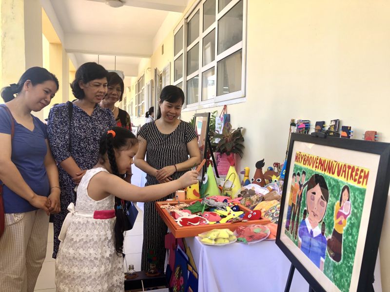 Phụ nữ và trẻ em gái có quyền được bảo vệ và sống trong môi trường bình đẳng