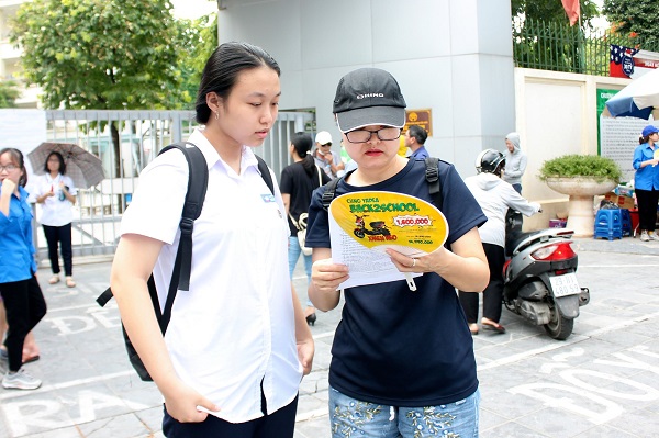 Thí sinh dự thi vào lớp 10 THPT năm 2020-2021