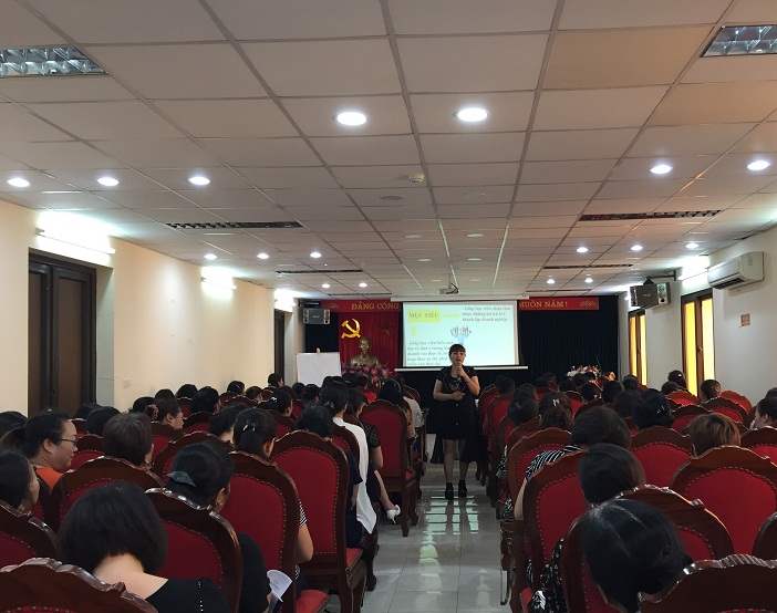 Tiến sỹ Phạm Thị Thơm – Giảng viên chương trình khởi nghiệp Quốc gia, chuyên gia đào tạo cho các hộ kinh doanh – là giảng viên chính khóa đào tạo