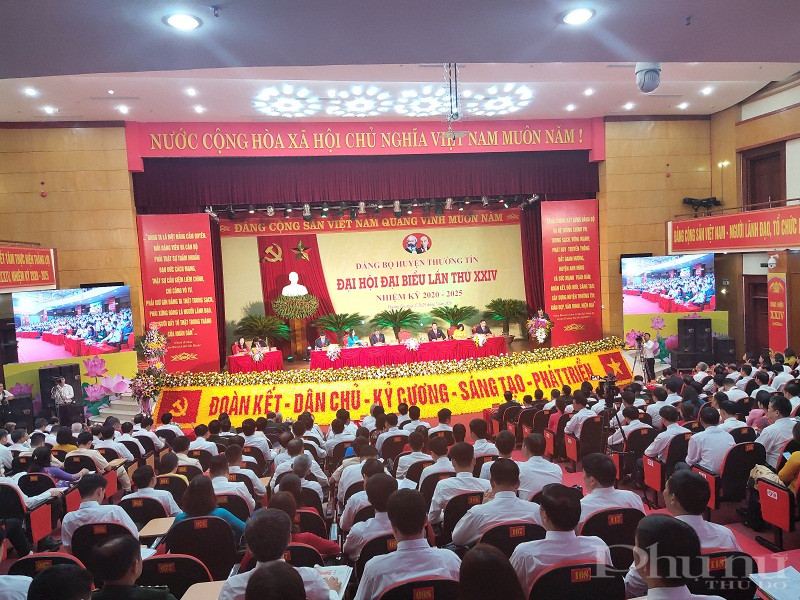 Quang cảnh toàn đại hội