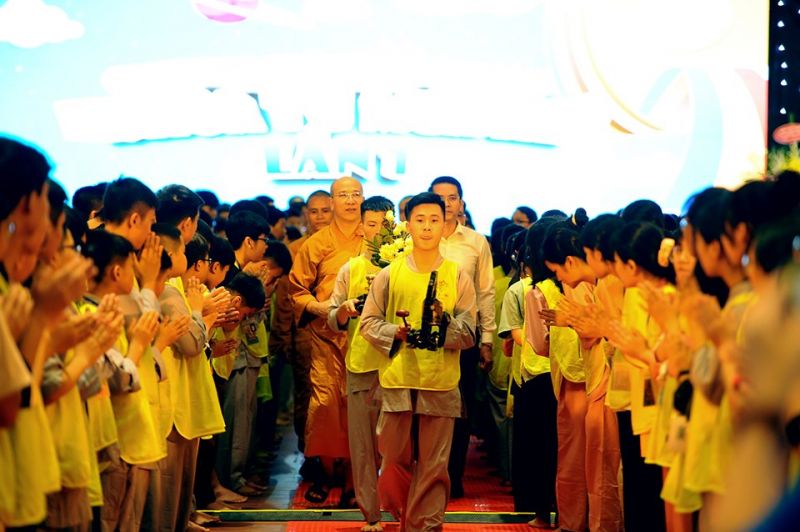 Đây là môi trường trong lành, để các em học những điều hay lẽ phải, những lời Phật dạy, những kiến thức cần có trong cuộc sống.