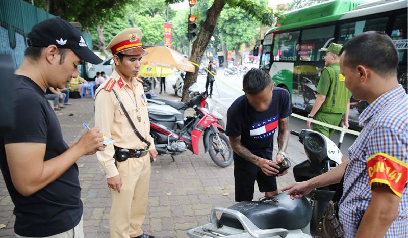Thực hiện cao điểm tấn công trấn áp tội phạm, ngăn chặn xuất, nhập cảnh trái phép - ảnh 1