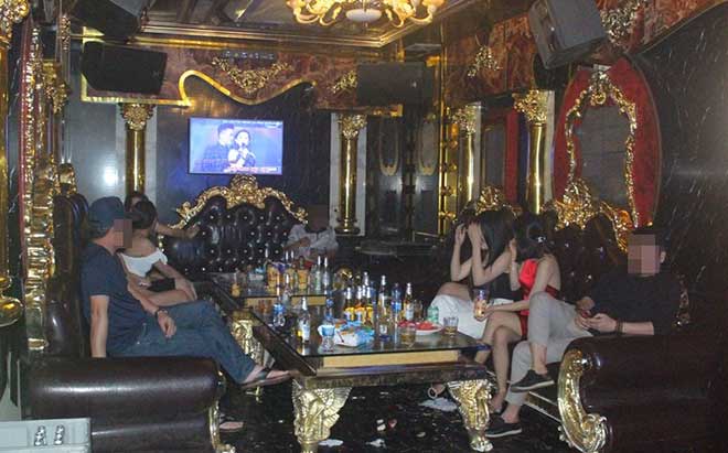 Karaoke, quán bar dừng hoạt động từ 0h ngày 1/8 Karaoke, quán bar dừng hoạt động từ 0h ngày 1/8