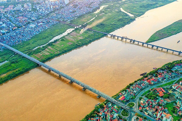 Tăng cường bảo đảm trật tự, an toàn giao thông đường thủy trong mùa mưa bão - ảnh 1