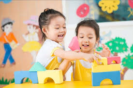 trẻ đi học sớm sẽ... ngoan hơn trẻ đi học sớm sẽ... ngoan hơn