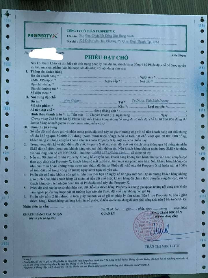 Phiếu giữ chỗ của kh&aacute;ch h&agrave;ng.