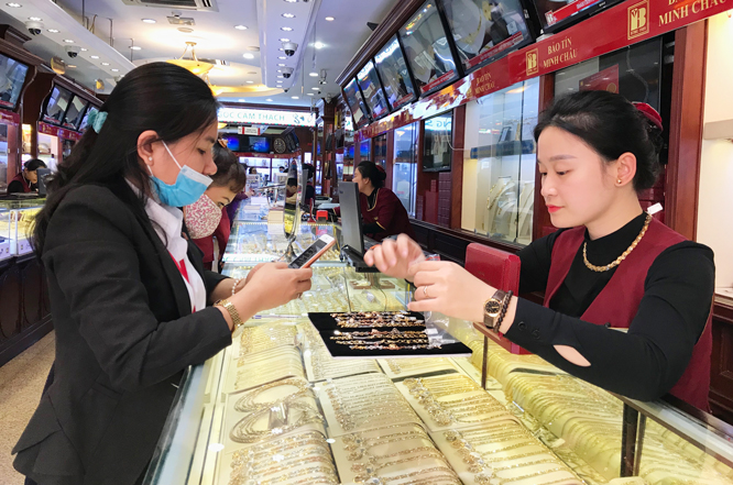 Giá vàng trong nước đã nhanh chóng giảm trở lại khi có thông tin Giá vàng trong nước đã nhanh chóng giảm trở lại khi có thông tin