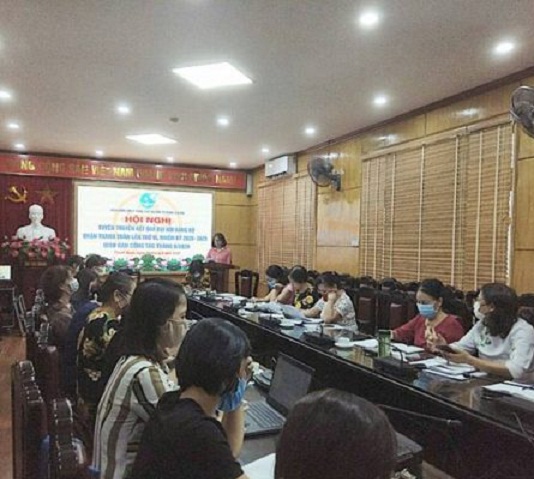 Các đại biểu tham dự hội nghị