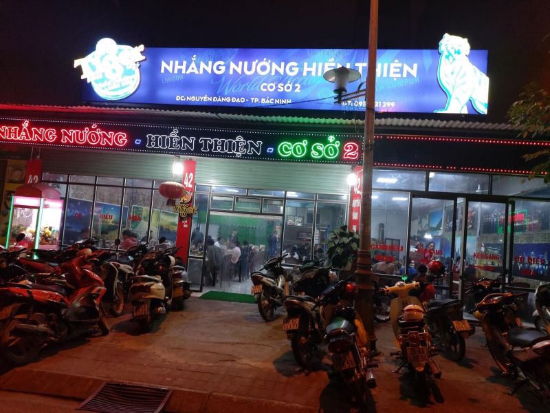 Qu&aacute;n Nhắng nướng nơi xảy ra vụ việc