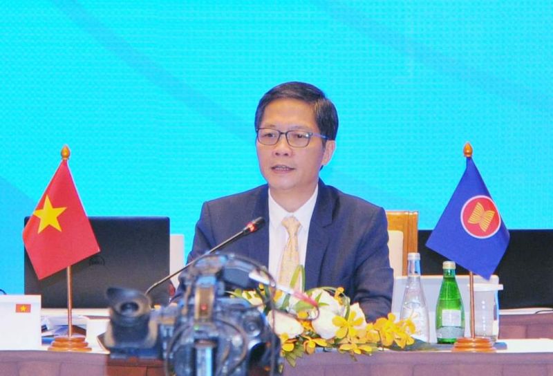 Bộ trưởng Bộ C&ocirc;ng Thương Trần Tuấn Anh ph&aacute;t biểu tại hội nghị.