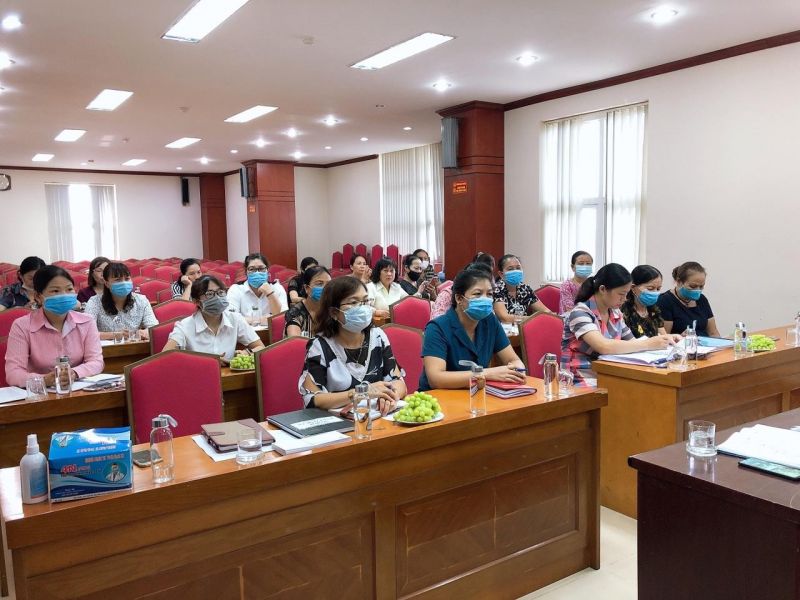 Các đại biểu tham dự hội nghị Các đại biểu tham dự hội nghị