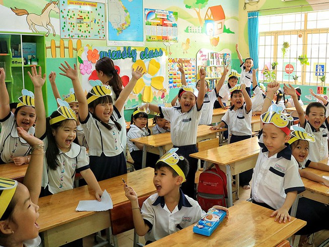 Nhà nước hỗ trợ 30% mức đóng BHYT; học sinh, sinh viên đóng 70%.