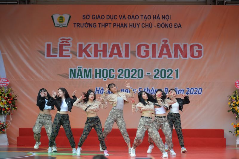 Các tiết mục văn nghệ 