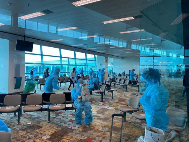 H&atilde;ng h&agrave;ng kh&ocirc;ng VietJet đ&atilde; thực hiện nghi&ecirc;m t&uacute;c c&aacute;c biện ph&aacute;p về an ninh, an to&agrave;n v&agrave; vệ sinh dịch tễ trong suốt chuyến bay.