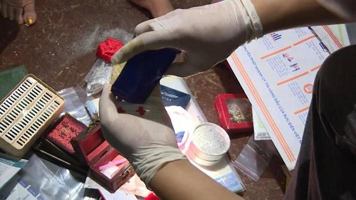 Khám nhà đối tượng có nhiều ma túy các loại Khám nhà đối tượng có nhiều ma túy các loại