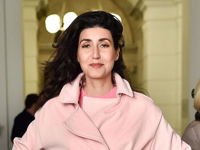 Cháu gái trùm khủng bố Osama bin Laden , bà Noor Bin Ladin.