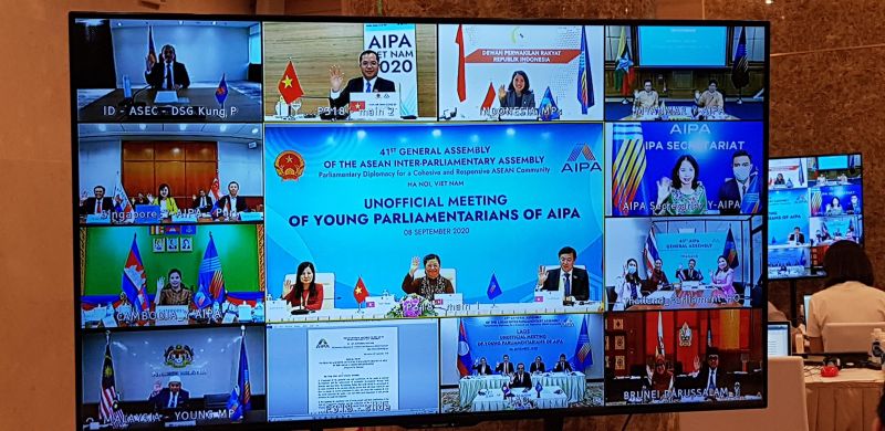 Chủ tịch Quốc hội T&ograve;ng Thị Ph&oacute;ng ph&aacute;t biểu