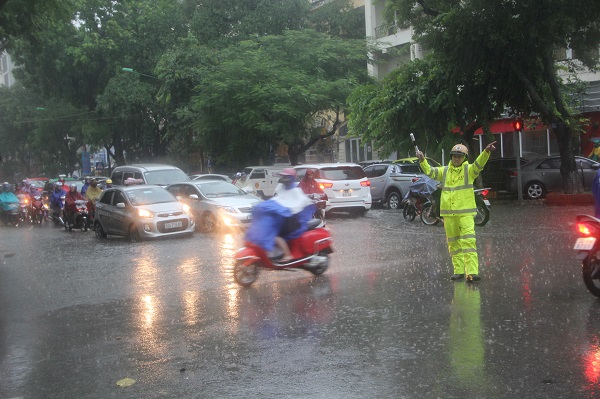 Nâng cao ý thức, trách nhiệm của tài xế - ảnh 1