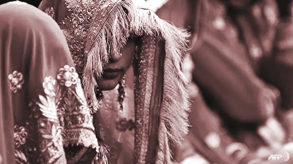 Mỗi năm ước tính có khoảng 12 triệu bé gái dưới 18 tuổi kết hôn (Ảnh: ÀP)