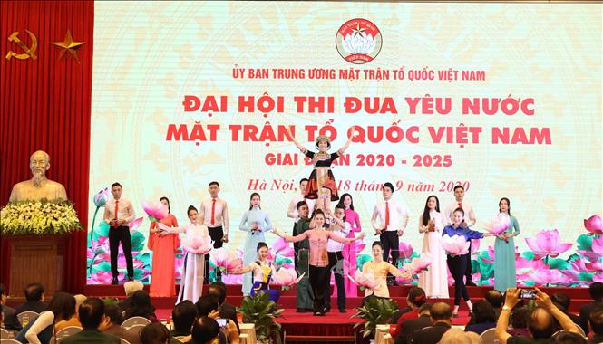 Chương trình văn nghệ chào mừng Đại hội. Ảnh: Thống Nhất/TTXVN