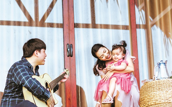 Ca sĩ Nguyễn Ngọc Anh đã tìm thấy “Vùng trời bình yên” - ảnh 1