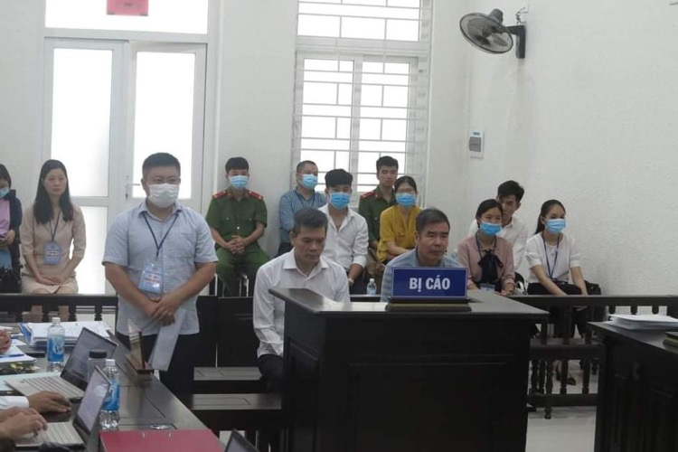 Các bị cáo tại toà