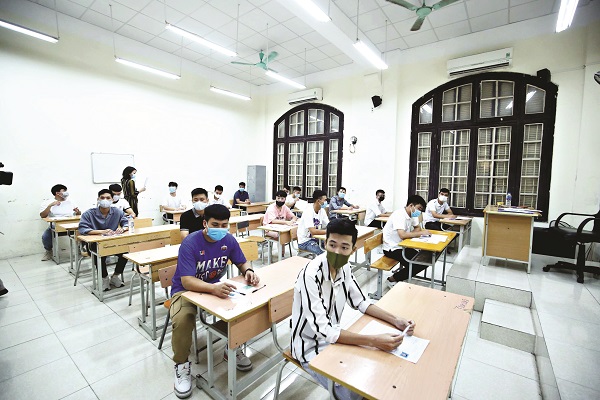 Nhiều thí sinh đã biết mình trúng tuyển vào đại học trước cả khi tốt nghiệp THPT(ảnh minh họa)