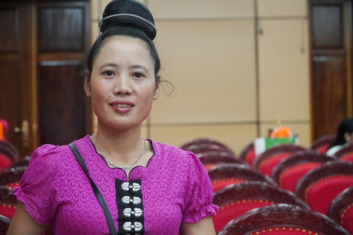Chi hội trưởng Lò Thị Quyết (dân tộc Thái, bản Tát Xum, xã Trung Động, huyện Tân Uyên, Lai Châu) Chi hội trưởng Lò Thị Quyết (dân tộc Thái, bản Tát Xum, xã Trung Động, huyện Tân Uyên, Lai Châu)
