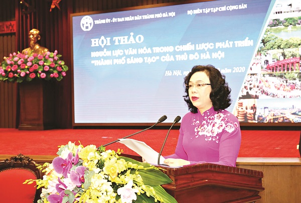 Phó Bí thư Thường trực Thành ủy Ngô Thị Thanh Hằng phát biểu khai mạc hội thảo