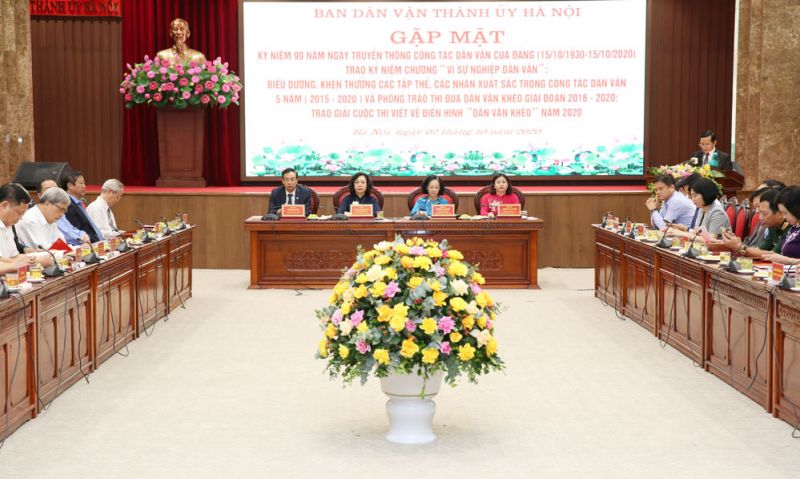 Quang cảnh buổi gặp mặt.