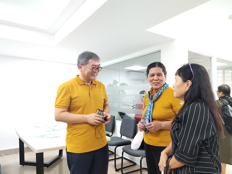 Văn ph&ograve;ng OSSO H&agrave; Nội do Trung ương Hội LHPN Việt Nam vận h&agrave;nh đ&oacute;ng vai tr&ograve; như văn ph&ograve;ng nguồn hỗ trợ kỹ thuật v&agrave; định hướng hoạt động cho c&aacute;c văn ph&ograve;ng OSSO tại c&aacute;c tỉnh, th&agrave;nh phố thuộc địa b&agrave;n dự &aacute;n