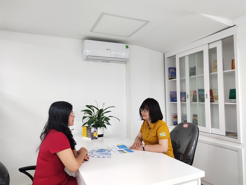 Ngo&agrave;i ra, c&ograve;n c&oacute; c&aacute;c h&igrave;nh thức tư vấn trực tuyến kh&aacute;c th&ocirc;ng qua skype, viber, zoom, fanpage &hellip;.