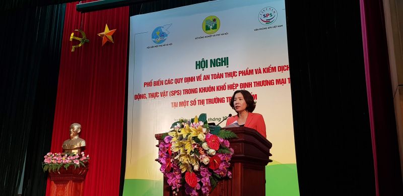 Bà Lê Kim Anh, Chủ tịch Hội LHPN Hà Nội phát biểu khai mạc Bà Lê Kim Anh, Chủ tịch Hội LHPN Hà Nội phát biểu khai mạc