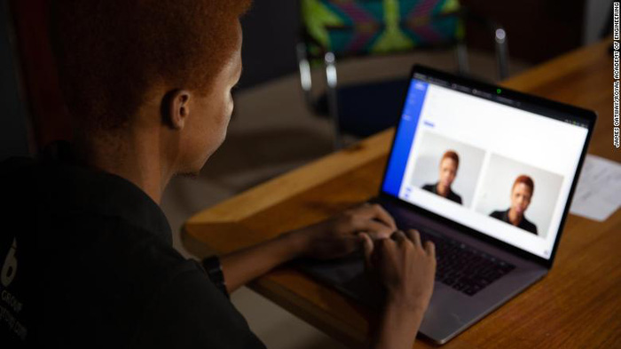 BACE API xác minh danh tính người dùng trong thời gian thực bằng camera điện thoại hoặc webcam