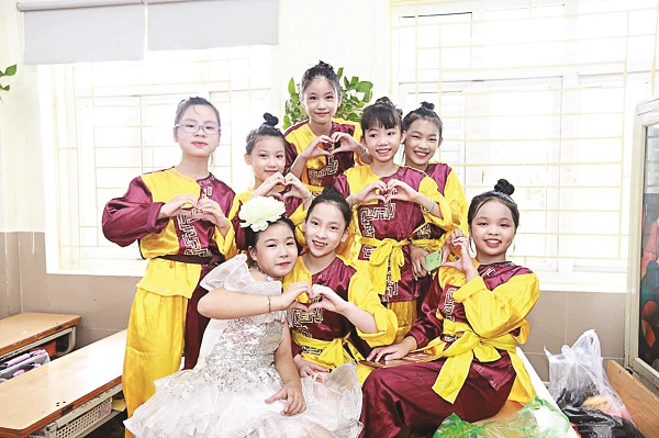 Trẻ em trai hay gái đều là con của bố mẹ và đáng được hưởng sự bình đẳng