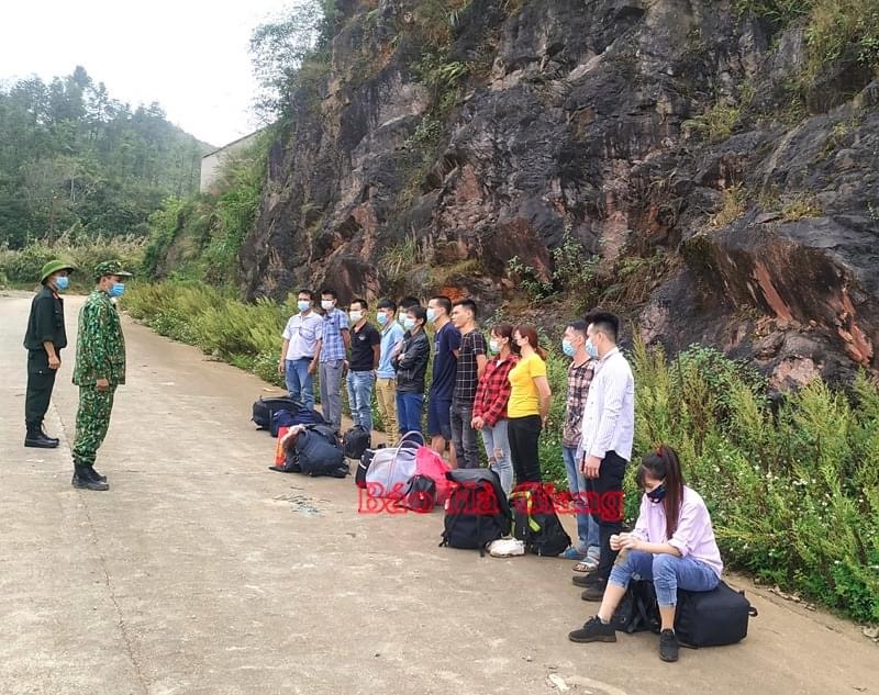 Các công dân nhập cảnh trái phép bằng đường mòn