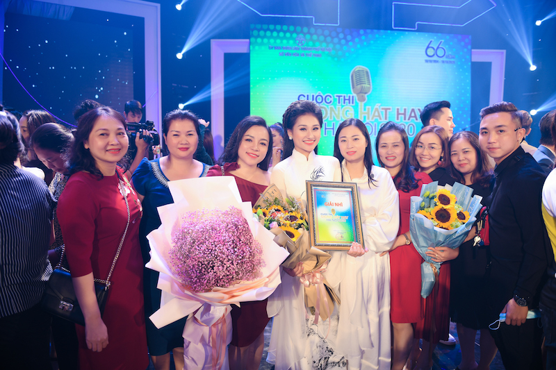 Bạn bè, gia đình, người thân chúc mừng thành công của Á quân Lê Minh Ngọc