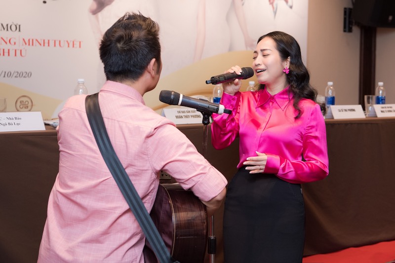 M&agrave;n song ca bất ngờ của nữ đạo diễn Đo&agrave;n Thu&yacute; Phương v&agrave; Bằng Kiều