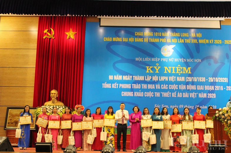 Hội LHPN huyện Sóc Sơn: Biểu dương khen thưởng 90 tập thể, cá nhân tiêu biểu - ảnh 2